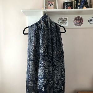 Authentic hand stitched scarf from Woodstock